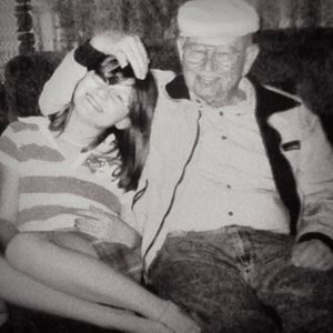 Meet your Posher, Roxanne